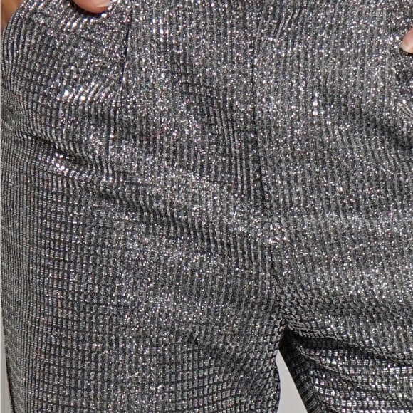 Silver holiday suit - Picture 4 of 7